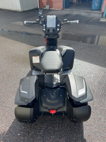 1022390-4 Elfyrhjuling Ellwee testfordon