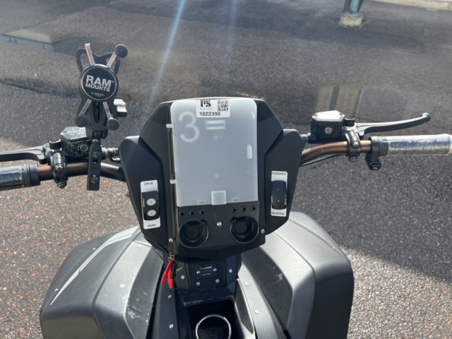 1022390-14 Elfyrhjuling Ellwee testfordon