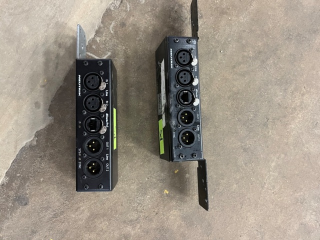 1048016-6 Various audio equipment, Dante