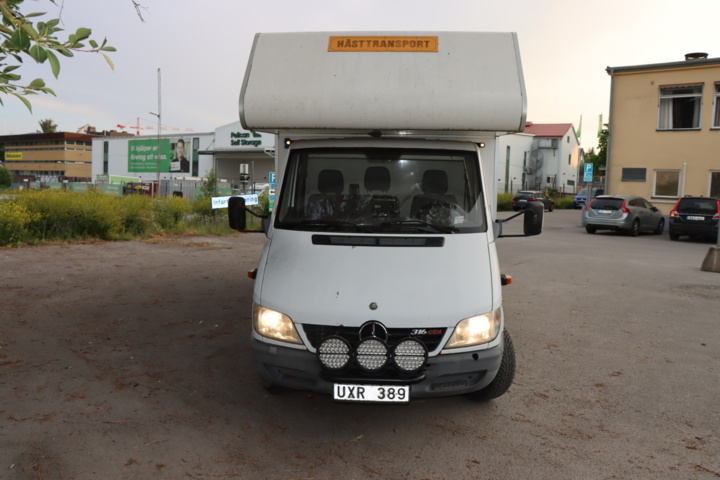 1056714-60 Mercedes-Benz Sprinter 316 CDI -03 Horse transport