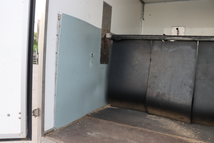 1056714-7 Mercedes-Benz Sprinter 316 CDI -03 Horse transport