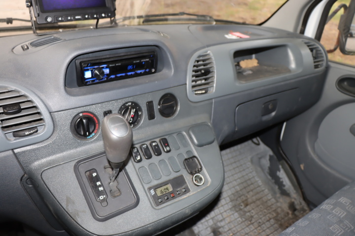 1056714-30 Mercedes-Benz Sprinter 316 CDI -03 Horse transport