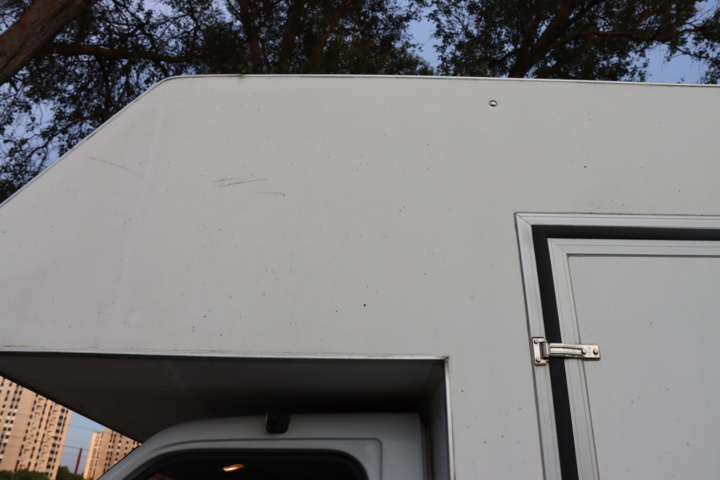 1056714-34 Mercedes-Benz Sprinter 316 CDI -03 Horse transport