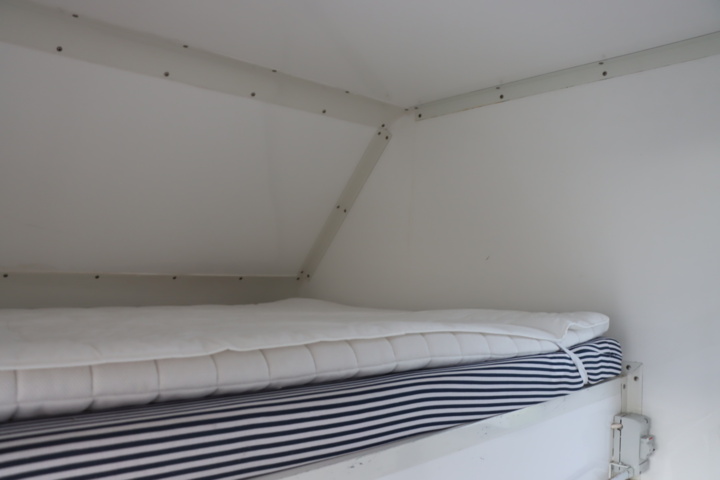 1056714-38 Mercedes-Benz Sprinter 316 CDI -03 Horse transport