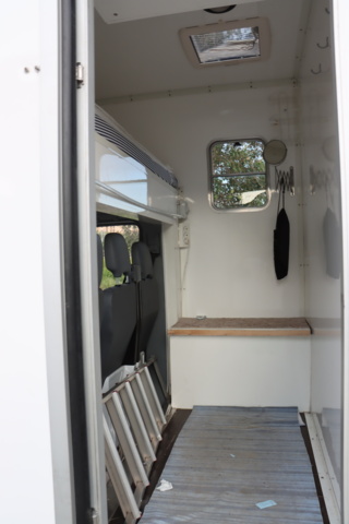 1056714-46 Mercedes-Benz Sprinter 316 CDI -03 Horse transport