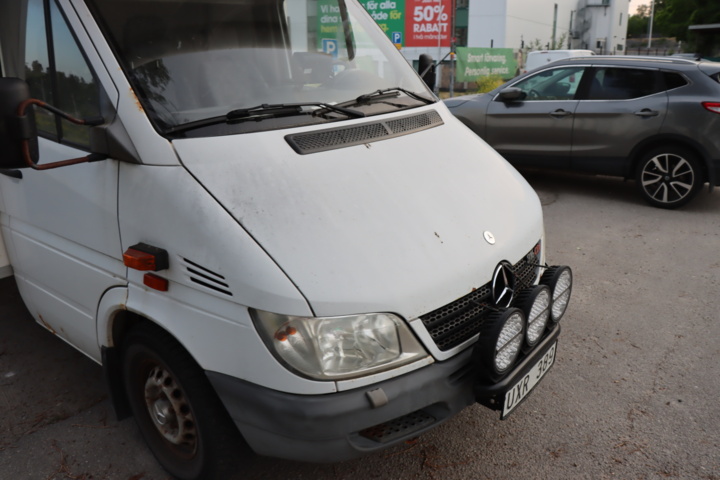 1056714-58 Mercedes-Benz Sprinter 316 CDI -03 Horse transport