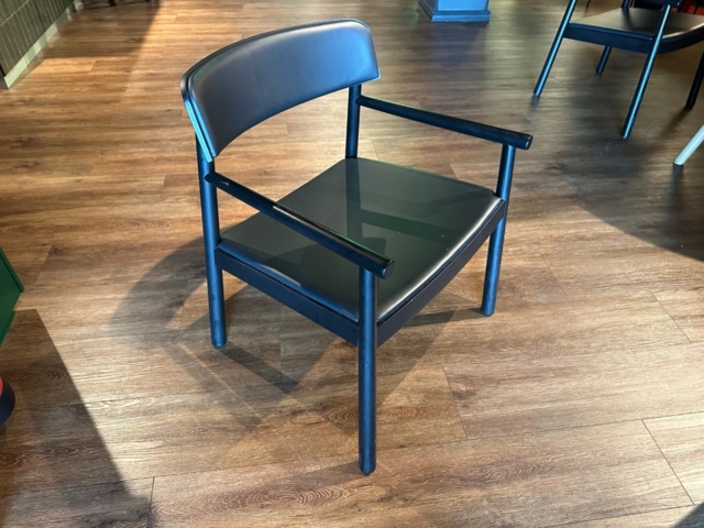 991868-1 5 arm chair Timb Lounge Armchair Normann Copenhagen