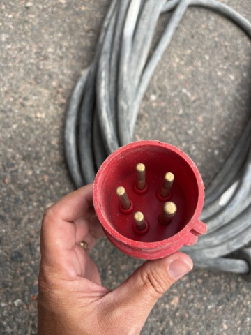 1013189-3 25m cable 32A 3-phase