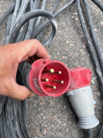 1013194-6 30m cable 16A 3-phase