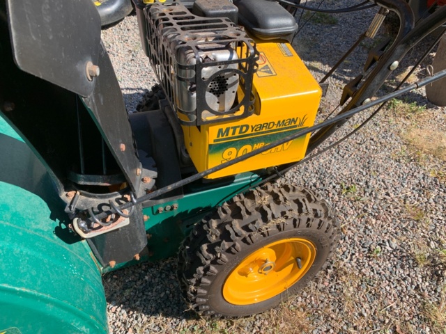 1035576-4 Snöslunga MTD Yard-Man