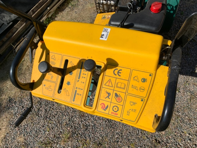 1035576-8 Snöslunga MTD Yard-Man