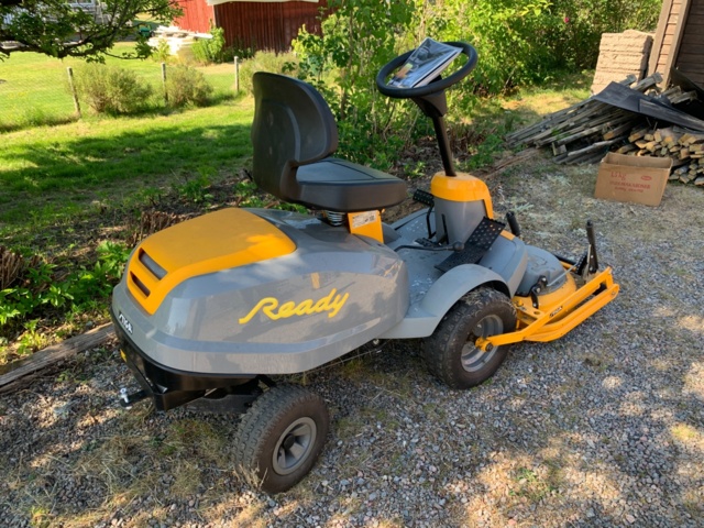 1035577-2 Åkgräsklippare Stiga Ready