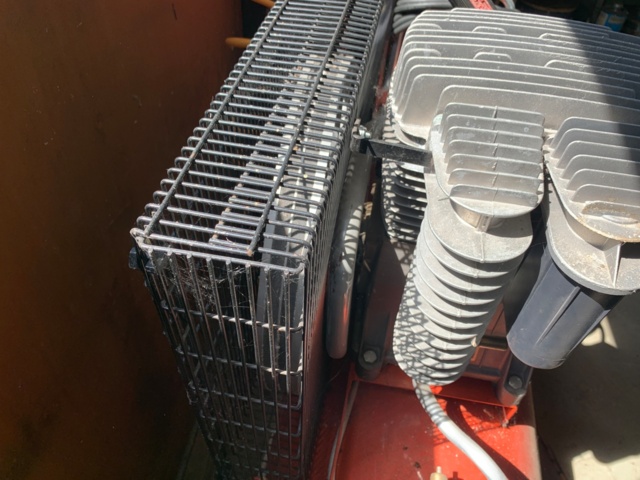 1035584-7 Kompressor Serva