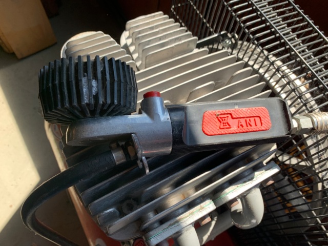 1035584-9 Kompressor Serva