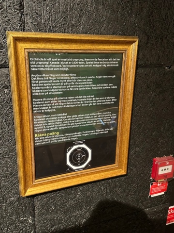 991957-2 Board game Crokinole Ferti, pieces missing only the board