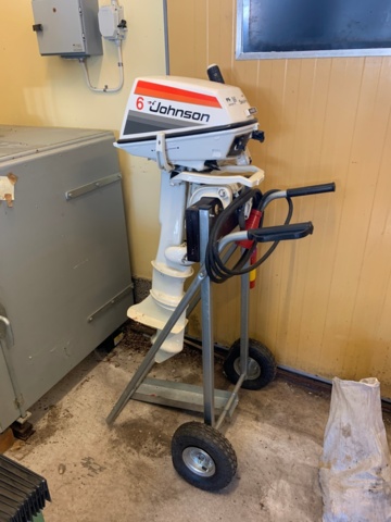 1035613-1 Boat engine Johnson 6 hp rep. object