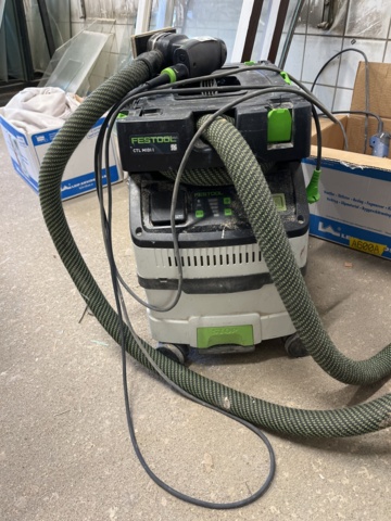 1050206-4 Festool vacuum cleaner with sander
