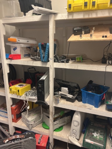 1050229-1 Empty tool boxes and accessories.