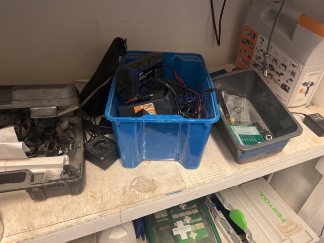 1050229-11 Empty tool boxes and accessories.