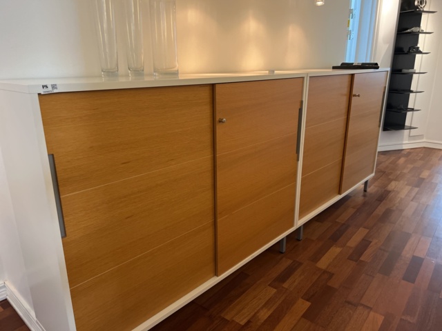 1050251-1 Waiting room furniture, cupboard, shelf