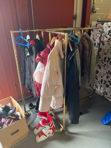 1038853-2 Stock incl. Parts of interior design from Second Hand Butik