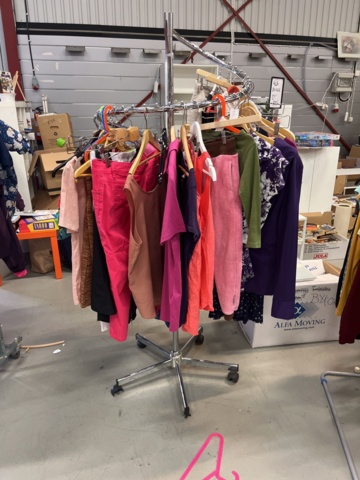 1038853-6 Stock incl. Parts of interior design from Second Hand Butik