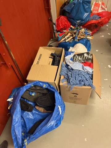 1038853-8 Stock incl. Parts of interior design from Second Hand Butik