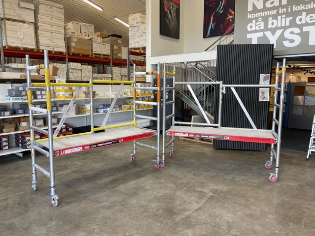 996442-1 2 pcs Altrex RS Tower rolling stand narrow