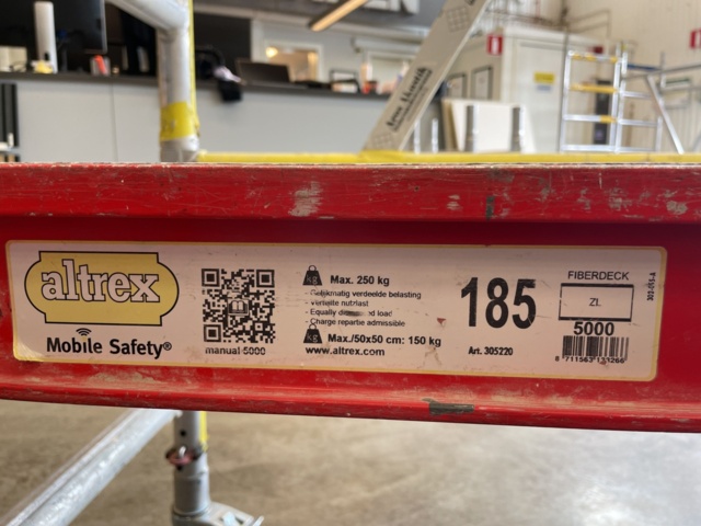 996442-7 2 pcs Altrex RS Tower rolling stand narrow