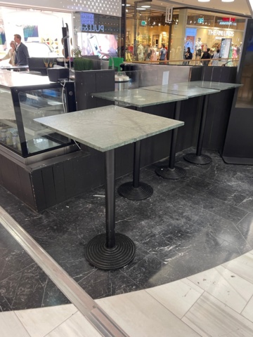 898168-1 11 sturdy tables with green marble tops. ATTENTION! See info for size