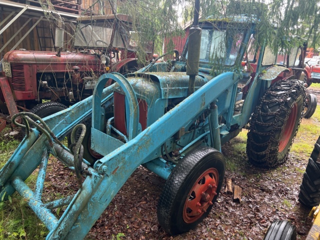 897395-1 Fordson Super power major with leech loader