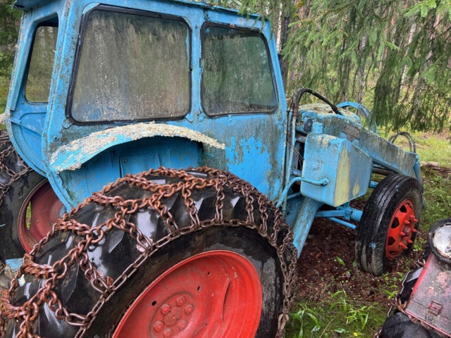 897395-4 Fordson Super power major with leech loader