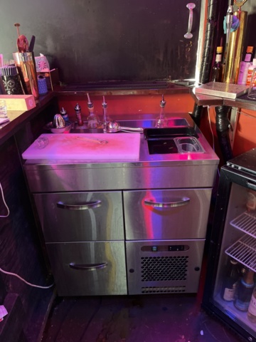 1038855-8 Restaurang inventarier / Utemöbler från bar