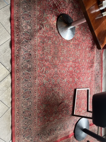 1038860-5 2 Chesterfield sofas