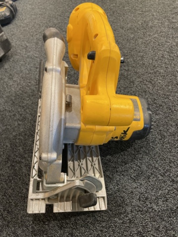 996501-6 Dewalt tool kit