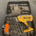996501-14 Dewalt tool kit