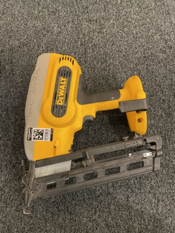 996501-15 Dewalt tool kit