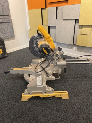 996501-21 Dewalt tool kit