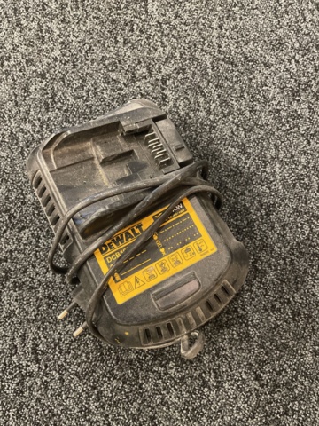 996501-36 Dewalt tool kit