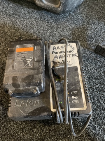 996504-23 Panasonic tool kit