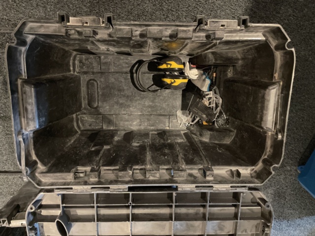 996503-4 Stanley tool carts and tool bag