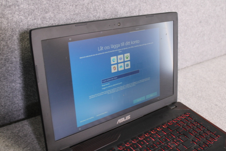 1038920-3 Asus Laptop Gaming computer