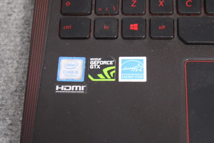 1038920-8 Asus Laptop Gaming computer