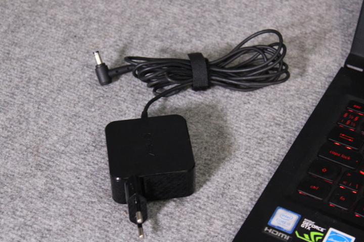 1038918-4 Asus Laptop Gaming computer