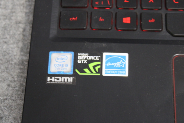 1038918-7 Asus Laptop Gaming computer