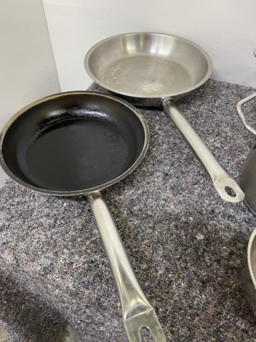 898264-5 Pots, sauté pans, frying pans. See pictures
