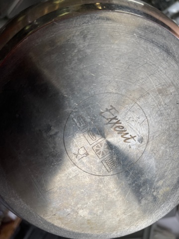 898264-6 Pots, sauté pans, frying pans. See pictures