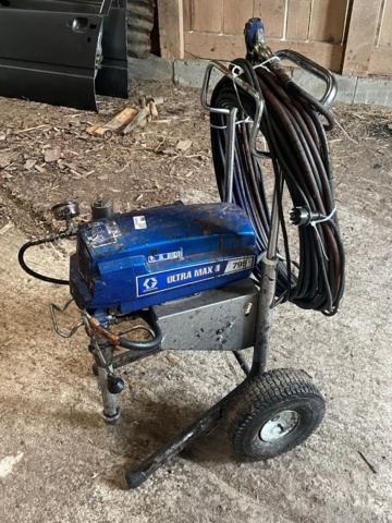 1048033-1 Paint sprayer Graco