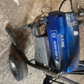 1048033-7 Paint sprayer Graco