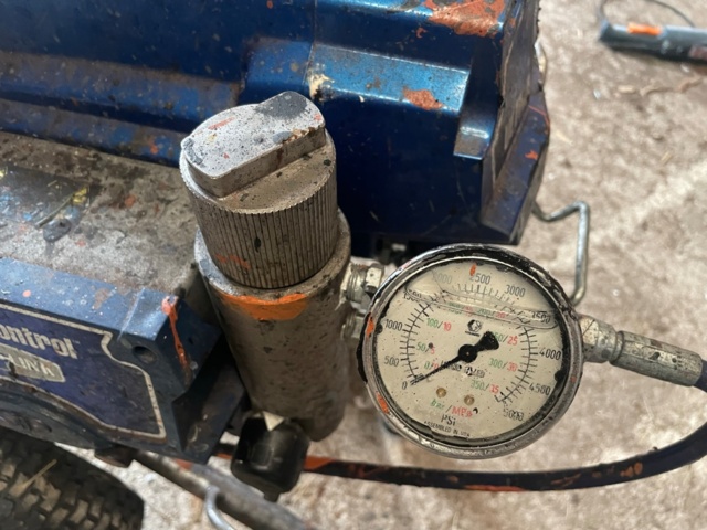 1048033-10 Paint sprayer Graco